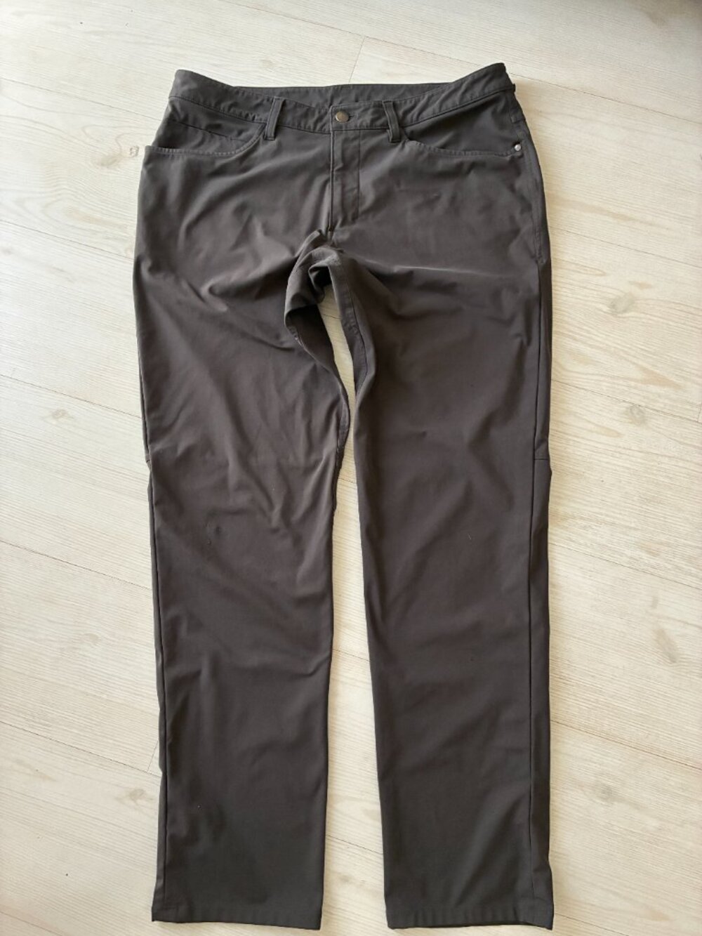 Lululemon ABC Pant Classic Warpstreme Obsidian Gray Size 34